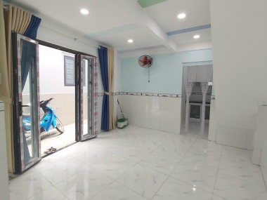 Bán nhà mới đẹp 58,4m2 nở hậu đường Nguyễn Thần Hiến Q4 giá 3 tỷ.