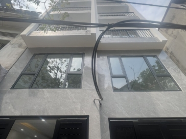 Bán nhà phố Nguyễn Văn Linh, 38m x 6 tầng, thang máy, 6 tỷ 600