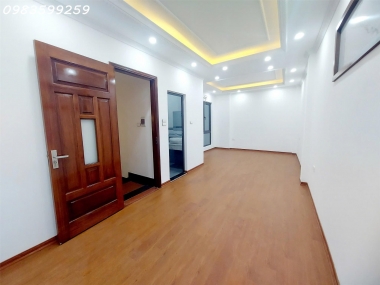 Siêu phẩm nhà 5 tầng - thang máy, ô tô 10m, VIEW đẹp 3 mặt thoáng - mỹ đình.

???? Diện tích: 57m²