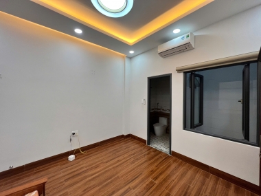 Cho Thuê Phòng Đẹp Xịn Tại Nguyễn Sơn, 30m2, Full Nội Thất, 2 Người Ở Thoải Mái, Chỉ 3.8tr/th Tại Tâ