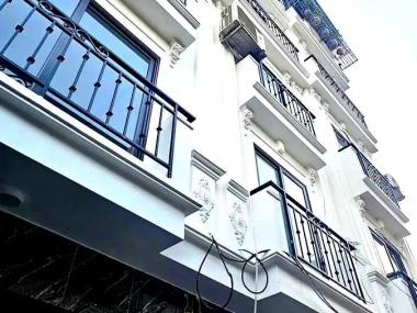 Siêu phẩm nhà mới phố Đông Thiên 32m2 5 tầng giá 5.5 tỷ