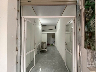 Cho thuê MBKD Văn Quán, Hà Đông, ô tô tránh, vỉa hè rộng chỉ 4 Triệu, 30m2, 1 ngủ, vs